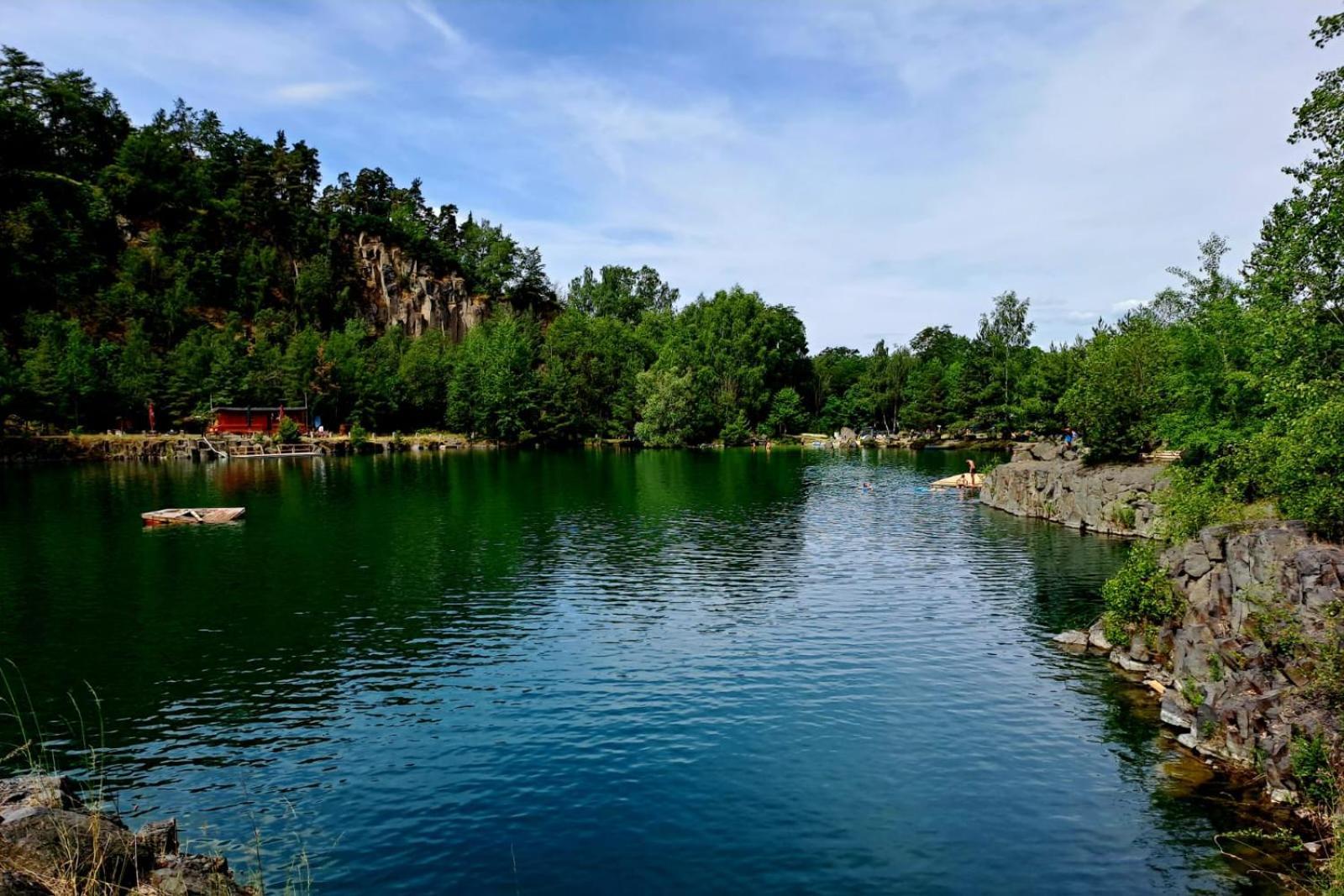 Penzion U Jezera Hotel กอนสตันติโนวี ลาซเย ภายนอก รูปภาพ